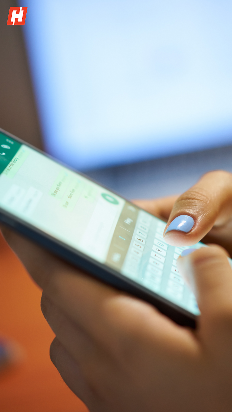 Most of us want to check WhatsApp messages without those pesky blue ticks giving us away.