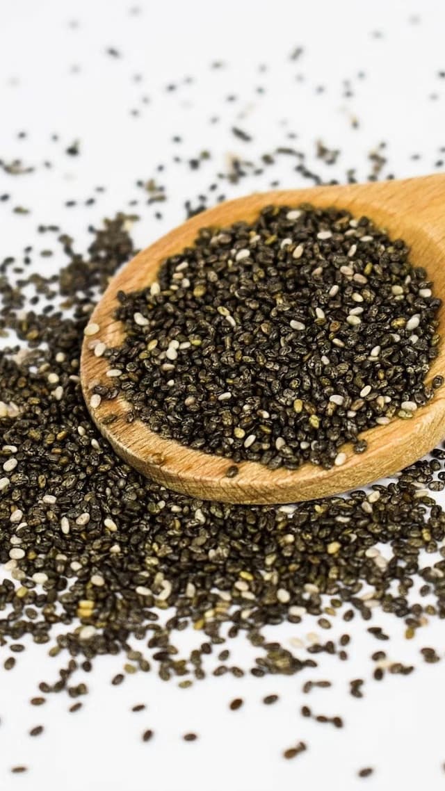 Chia Seeds: Tiny Nutrient Giants