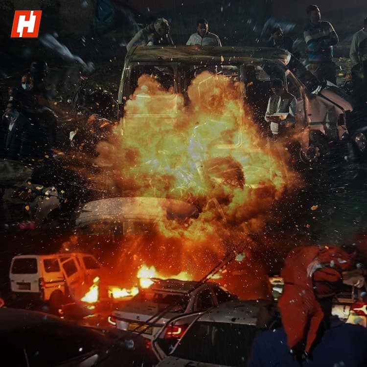 8 killed in Red Fort blast in Delhi, security forces probe terror angle 8 killed in Red Fort blast in Delhi, security forces probe terror angle