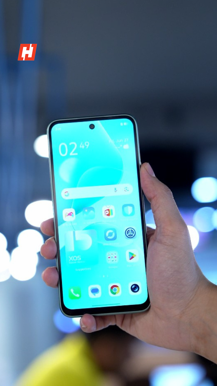 The 6.7-inch HD+ LCD on the Hot 60 5G+ comes with a 120Hz refresh rate. The 6.7-inch HD+ LCD on the Hot 60 5G+ comes with a 120Hz refresh rate.