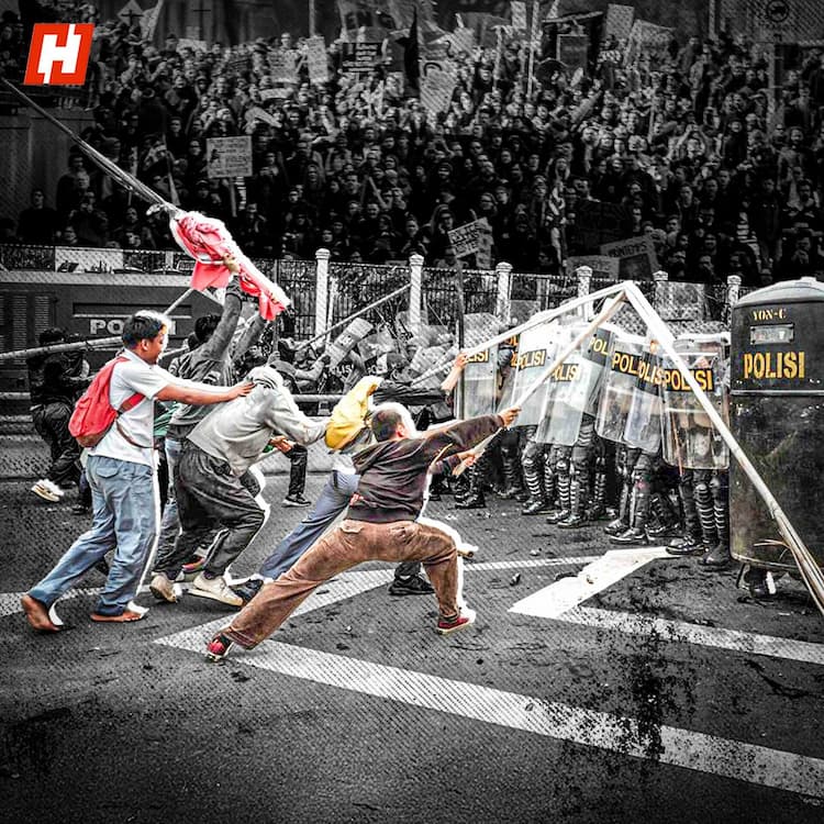 Uprising in Indonesia against Parliamentary perks, ‘corrupt elites’ Uprising in Indonesia against Parliamentary perks, ‘corrupt elites’